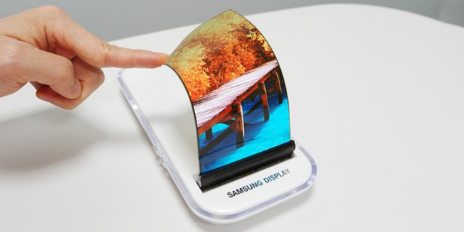 Samsung pourrait dévoiler son smartphone pliable au 3ème Trimestre de cette année Samsung pourrait dévoiler son smartphone pliable au 3ème Trimestre de cette année