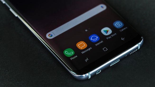 Les analystes estiment que les ventes du Galaxy S8 sont inférieures d'environ 20% au S7 Les analystes estiment que les ventes du Galaxy S8 sont inférieures d'environ 20% au S7