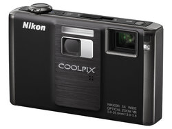 Nikon lance un APN avec projecteur intégré