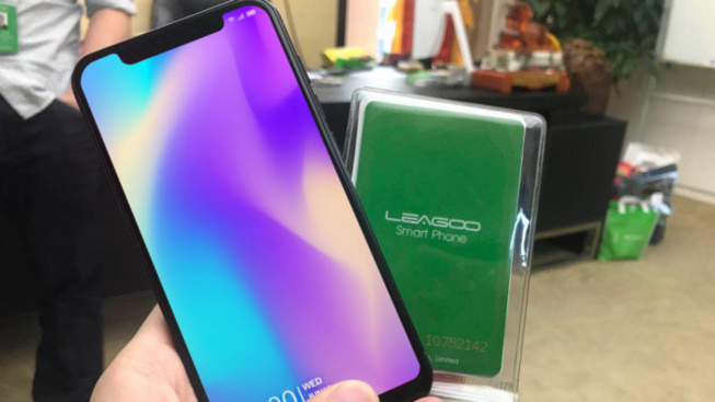 Ce sosie Android de l’iPhone X ne coûte que 250 € Ce sosie Android de l’iPhone X ne coûte que 250 €