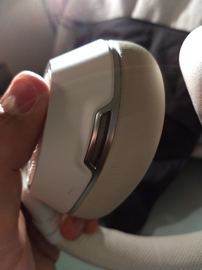 la position des micros sous le casque la position des micros sous le casque