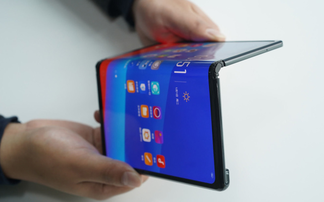 Oppo présente son propre smartphone pliable Oppo présente son propre smartphone pliable