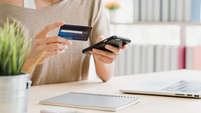 Un Français sur deux prévoit d'acheter un smartphone 5G Un Français sur deux prévoit d'acheter un smartphone 5G