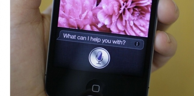 Apple dépose un brevet pour identifier les photos via Siri