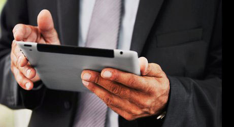 La CNAV adopte l'iPhone et abandonne les BlackBerry
