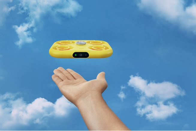 Snap lance le petit drone "Pixy" pour les selfies Snap lance le petit drone "Pixy" pour les selfies