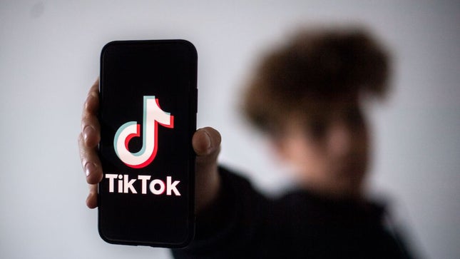 TikTok interdit aux comptes politiques de récolter de l'argent !
