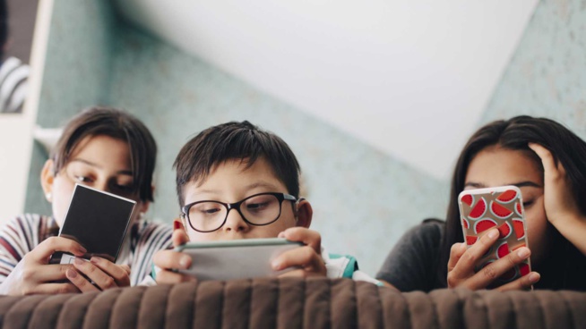 Le temps d'écran des enfants a augmenté de 50 % depuis 2020