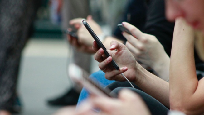 Casetify en croissance de +70% sur un marché des smartphones en recul de 9% Casetify en croissance de +70% sur un marché des smartphones en recul de 9%