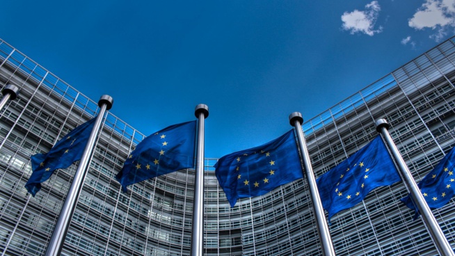 La Commission européenne propose les permis de conduire numériques