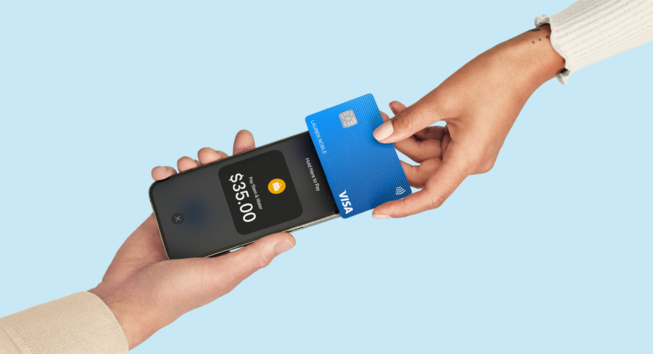 Etam s'associe à Adyen pour moderniser le paiement en magasin avec Tap to Pay 