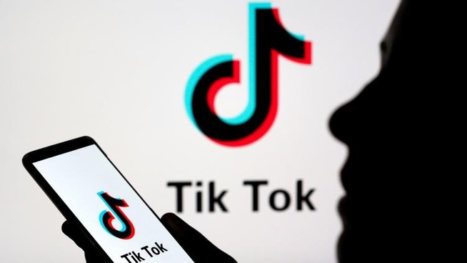 TikTok poursuivi en justice par un collectif de familles en France TikTok poursuivi en justice par un collectif de familles en France