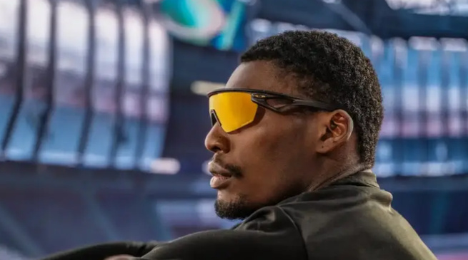 Meta Oakley : Les nouvelles lunettes connectées de Meta et Oakley dédiées au sport Meta Oakley : Les nouvelles lunettes connectées de Meta et Oakley dédiées au sport