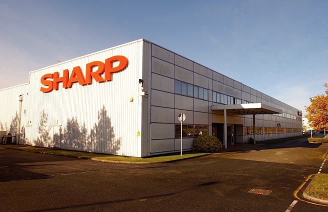 Foxconn finalise la reprise de Sharp pour un montant revu à la baisse de 3,5 milliards $ Foxconn finalise la reprise de Sharp pour un montant revu à la baisse de 3,5 milliards $