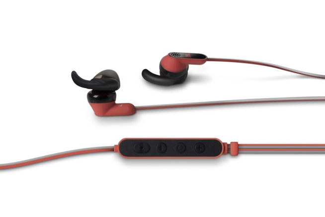 HTC travaille sur des écouteurs anti-bruit type USB-C, en collaboration avec JBL