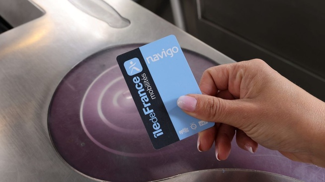 Métro et RER en Île-de-France : le paiement par carte bancaire arrive enfin aux portillons