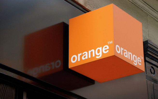 IA générative en santé : le GHT Rouen Cœur de Seine adopte Live Intelligence d’Orange Business