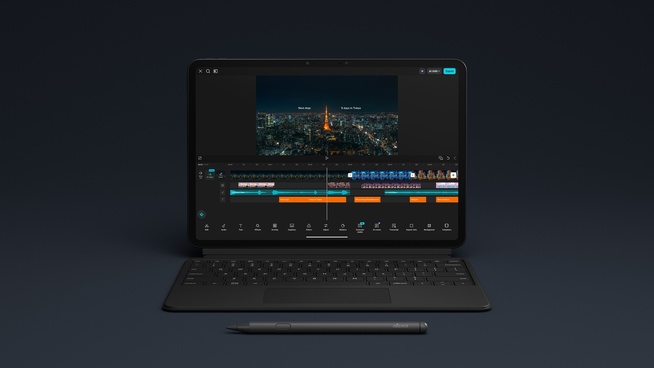 L’Alexa Tablet 12 Pro avec le clavier Pro et le stylet Pro Pen, vendus séparément. © Amazon