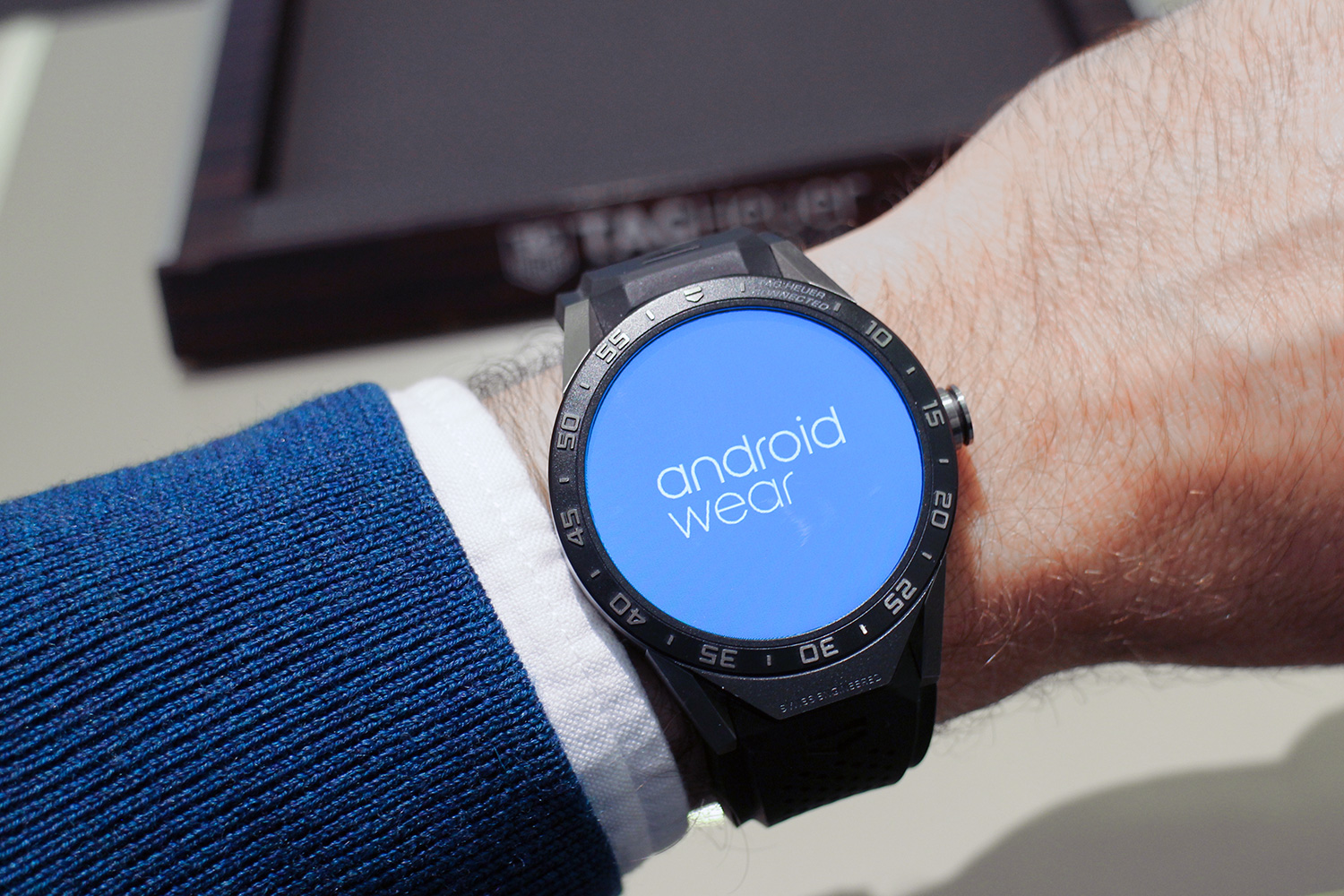 Google va lancer deux smartwatches Android Wear 2.0 début 2017