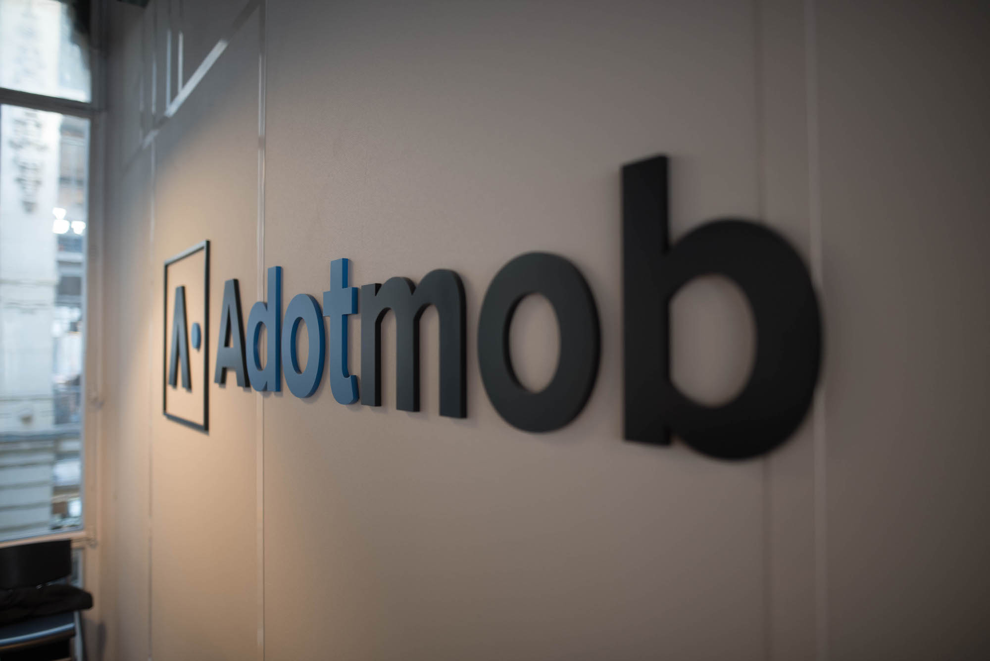 Adotmob dévoile sa solution cross-device mobile