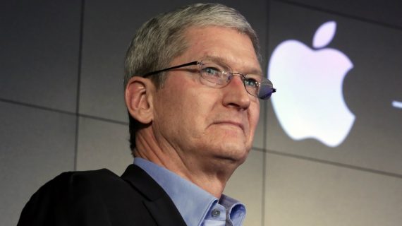Tim Cook a empoché 701 millions $ en tant que CEO d’Apple, moins que Mark Zuckerberg