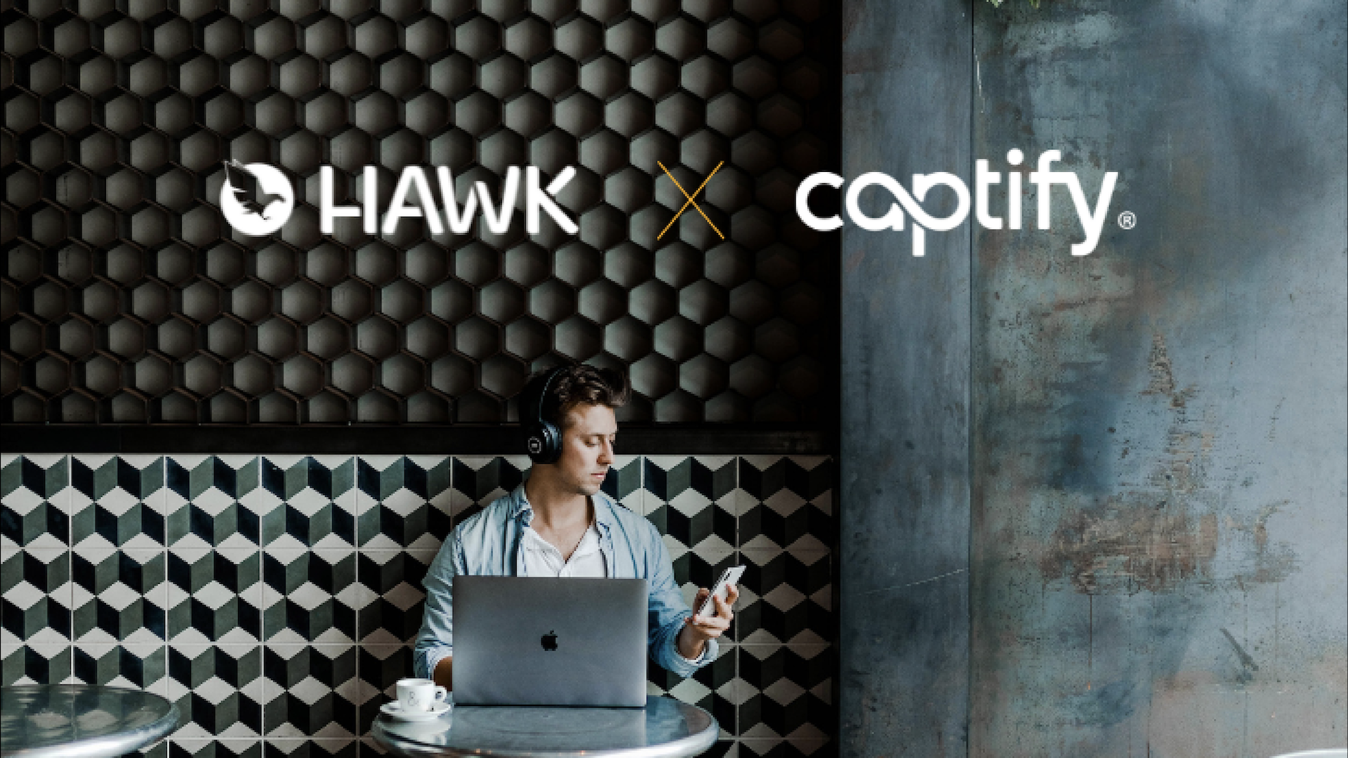 Données de recherche : Partenariat exclusif entre Hawk et Captify