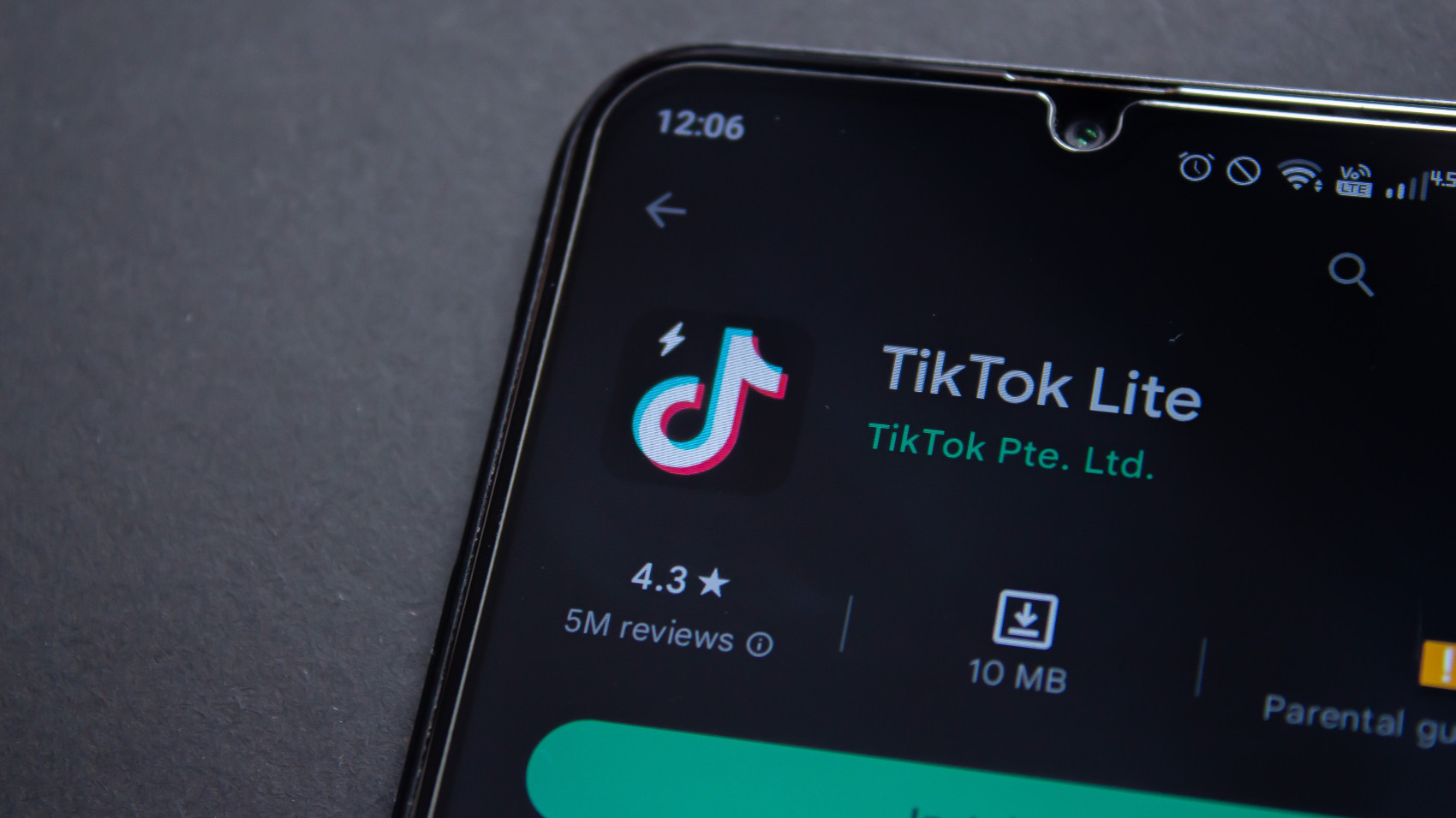 La commission européenne enquête sur TikTok Lite