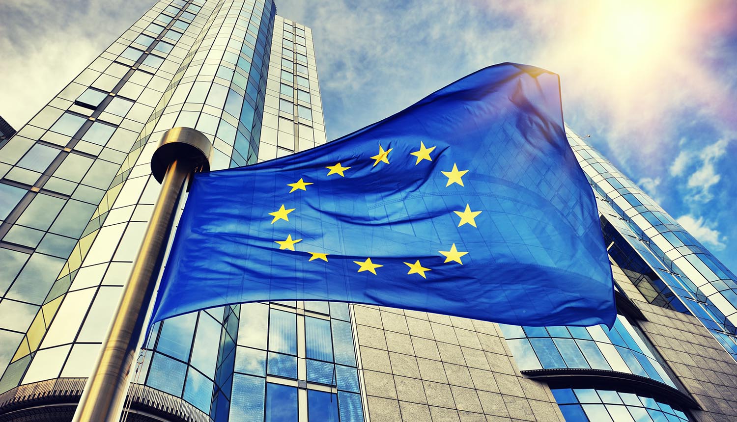  L’UE "réévalue" ses enquêtes sur Apple, Google et Meta