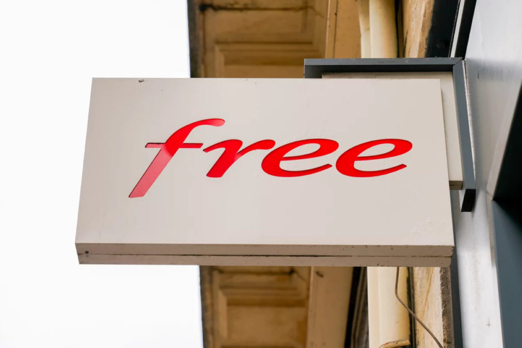 Free attaque Orange et Bouygues Telecom : 2,43 milliards d’euros réclamés pour pratiques trompeuses