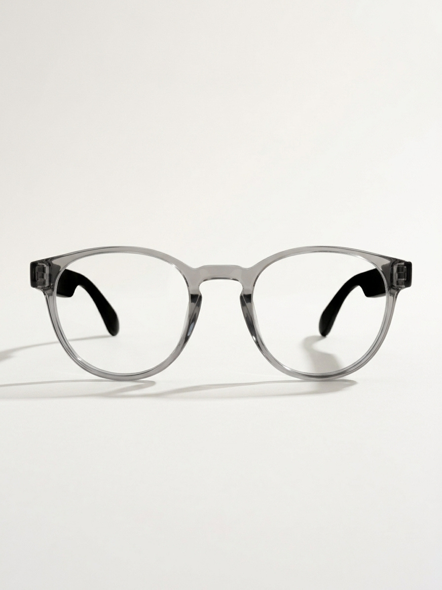 La monture transparente des lunettes audio d’Optic 2000, compatible avec des verres correcteurs. © Optic 2000