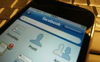 Facebook vise les 100 millions de mobinautes