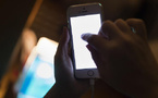 Smartphone et adolescents : une hyperconnexion précoce qui inquiète les experts