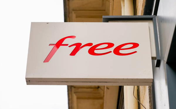Free attaque Orange et Bouygues Telecom : 2,43 milliards d’euros réclamés pour pratiques trompeuses